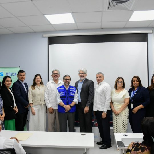 Ministerio de Salud desarrolla proyecto piloto para prevenir el cáncer cervicouterino con pruebas de VPH