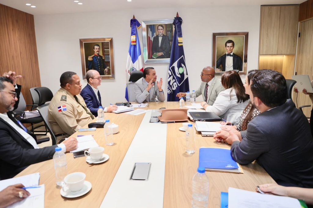 SNS y CMD mantienen diálogo y trabajo conjunto para fortalecimiento prestación de servicios de salud SNS y CMD mantienen diálogo y trabajo conjunto para fortalecimiento prestación de servicios de salud