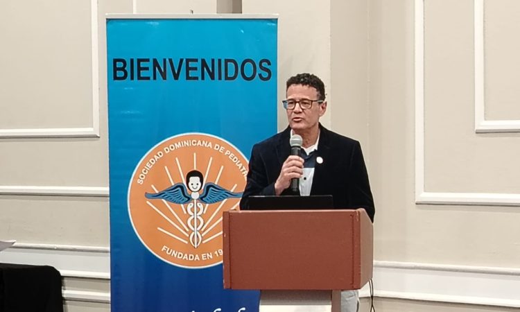 Sociedad Dominicana de Pediatría respalda lineamientos nacionales de vacunación infantil Sociedad Dominicana de Pediatría respalda lineamientos nacionales de vacunación infantil