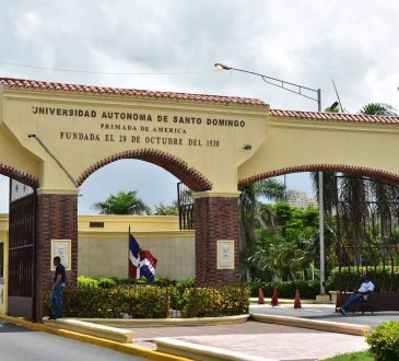 UASD inicia proceso para renovar acreditación de Medicina y obtener reconocimiento internacional