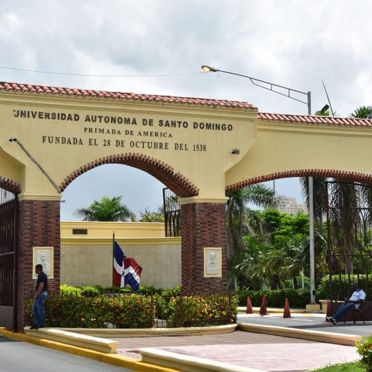 UASD inicia proceso para renovar acreditación de Medicina y obtener reconocimiento internacional