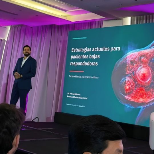 Dr. Steven Rabassa presenta “Estrategias para Pacientes bajas Respondedoras” en Congreso Panameño de Reproducción Asistida