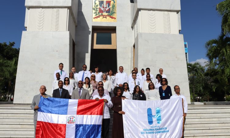 Hospital Darío Contreras celebra 66 años de servicio con emotiva jornada conmemorativa
