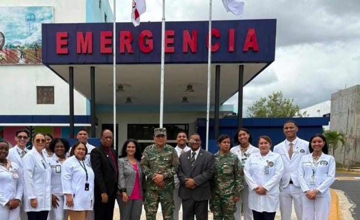 Hospital Militar Docente Dr. Ramón de Lara recibe visita de evaluación del MESCYT a la Escuela de Medicina de la UCE Hospital Militar Docente Dr. Ramón de Lara recibe visita de evaluación del MESCYT a la Escuela de Medicina de la UCE