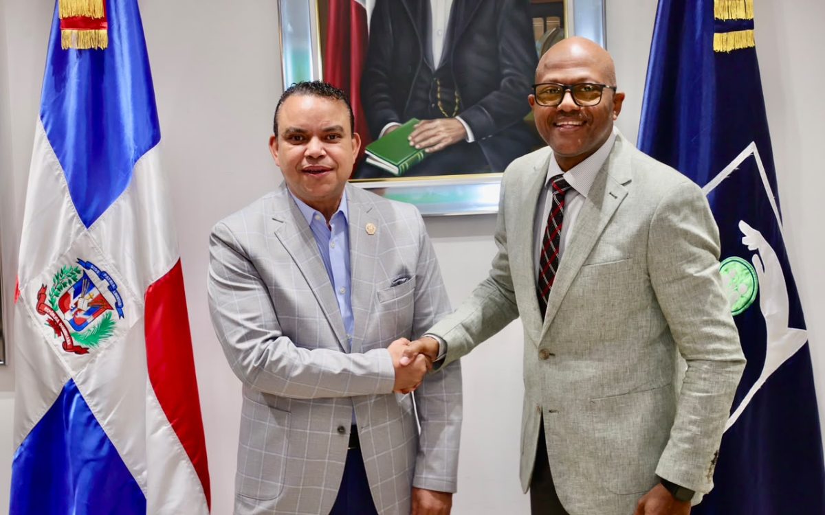 Titular del SNS es reconocido por el CMD como Hijo Meritorio de Sánchez Ramírez