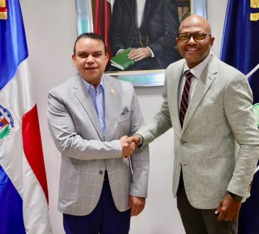 Titular del SNS es reconocido por el CMD como Hijo Meritorio de Sánchez Ramírez