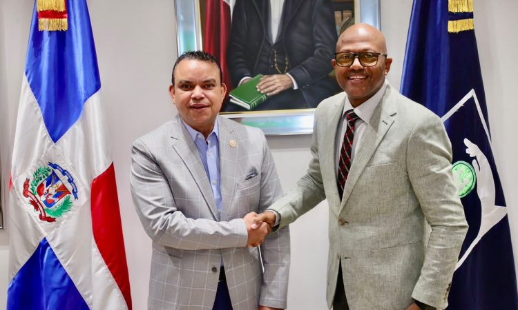 Titular del SNS es reconocido por el CMD como Hijo Meritorio de Sánchez Ramírez Titular del SNS es reconocido por el CMD como Hijo Meritorio de Sánchez Ramírez