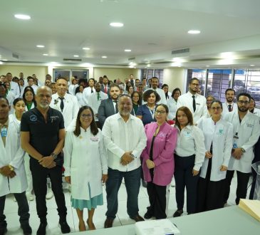 Hospital Moscoso Puello da la bienvenida a nueva promoción de médicos residentes