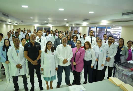 Hospital Moscoso Puello da la bienvenida a nueva promoción de médicos residentes