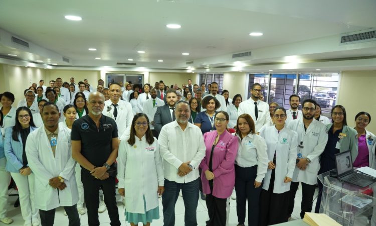 Hospital Moscoso Puello da la bienvenida a nueva promoción de médicos residentes Hospital Moscoso Puello da la bienvenida a nueva promoción de médicos residentes