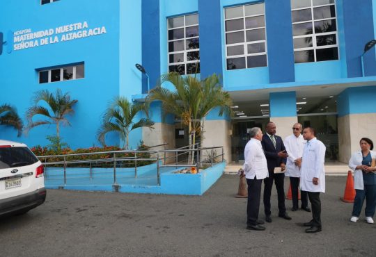 Director SNS inicia recorrido por maternidades del país; establece tolerancia cero a la mortalidad materno infantil evitable