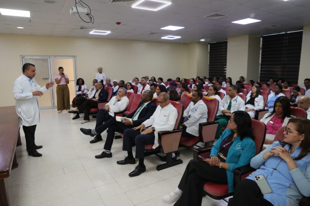 Director SNS inicia recorrido por maternidades del país; establece tolerancia cero a la mortalidad materno infantil evitable