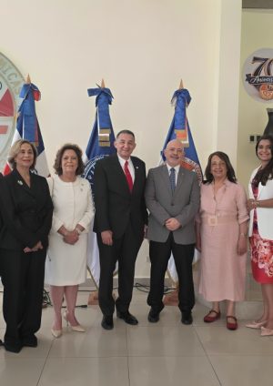 UASD reconoce el liderazgo académico del IDCP