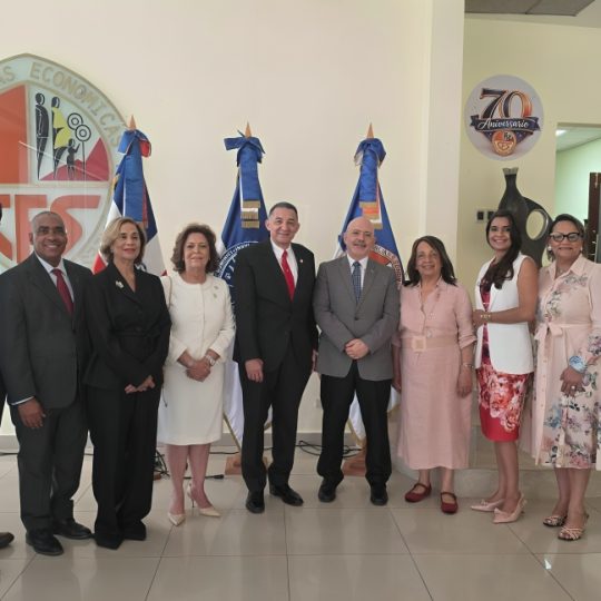 UASD reconoce el liderazgo académico del IDCP