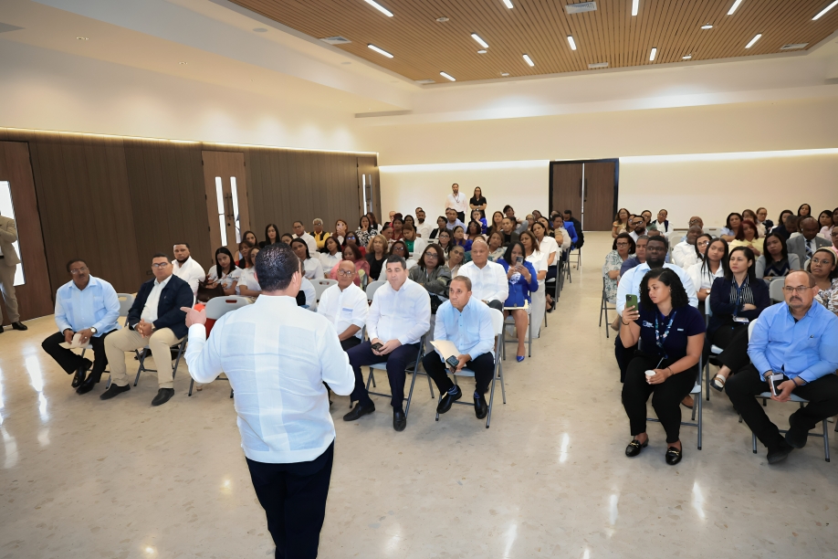 SNS fortalece atención materno-infantil y neonatal con nuevas estrategias y avances en la Red Pública de Salud