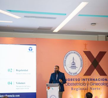 Dr. Yotín Pérez fortalece su apuesta por la educación médica continua con dos conferencias en el Congreso de Ginecología del Norte