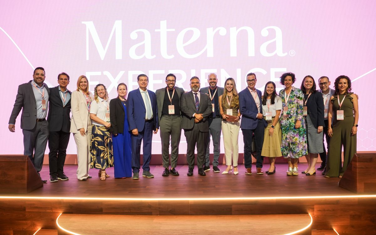 Angy Estévez destaca en Brasil como referente dominicana en salud mental perinatal