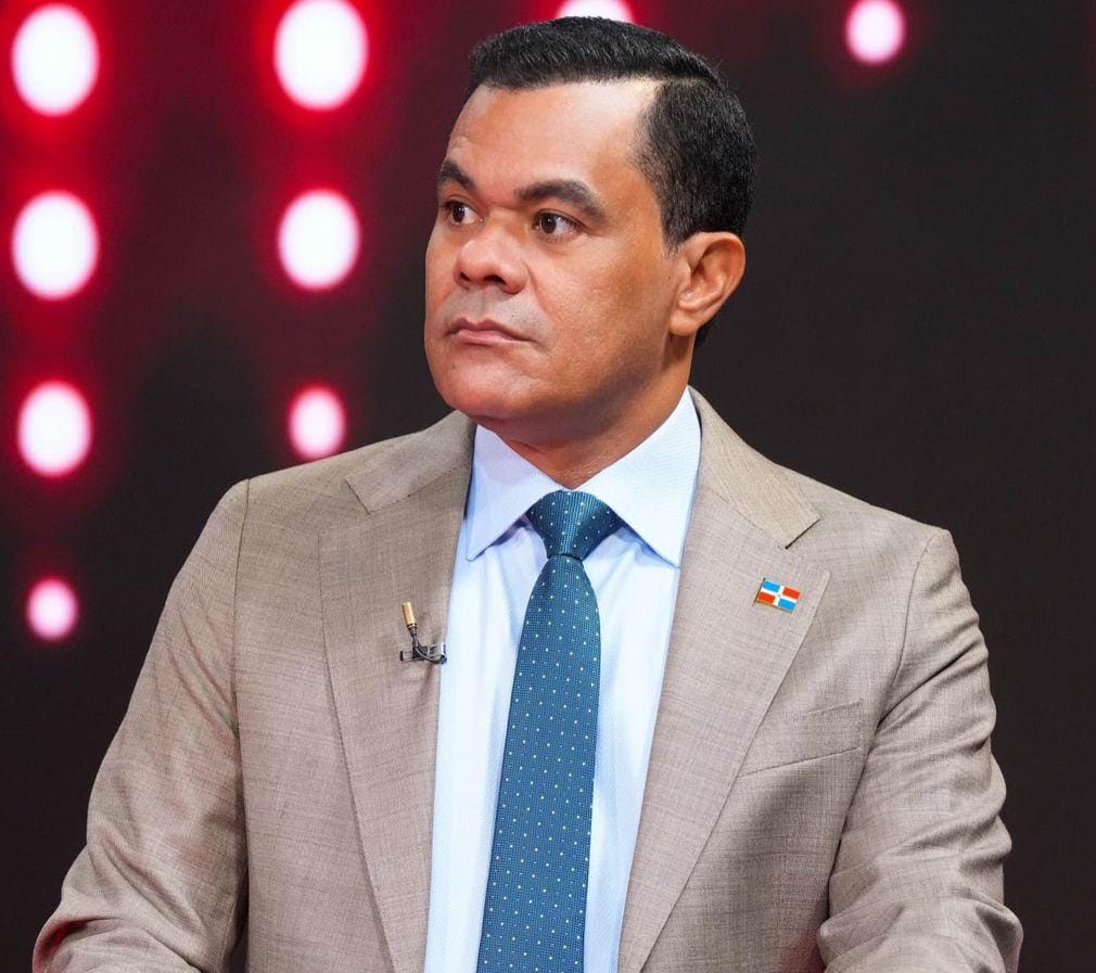 Ex presidente del CMD, Waldo Ariel Suero, propone declarar persona no grata al director de la DIDA, Elías Báez