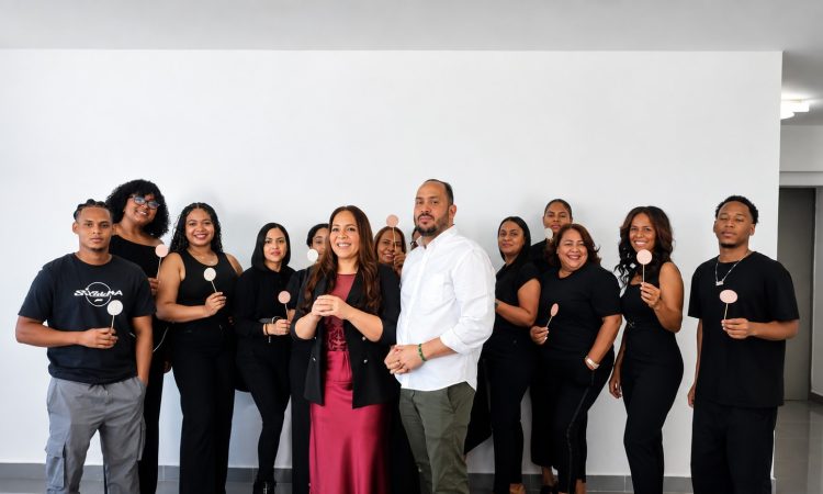 Especialistas del Dominico Cubano realizan reducción mamaria por indicación médica