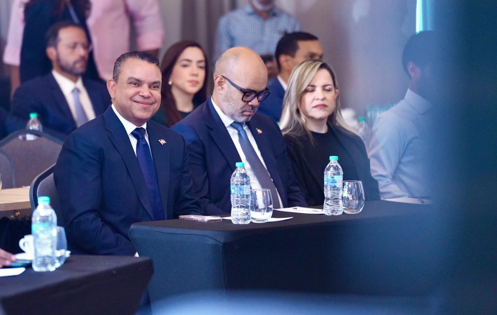 Director del SNS destaca avances en salud durante Foro de Gestión Gubernamental 2026