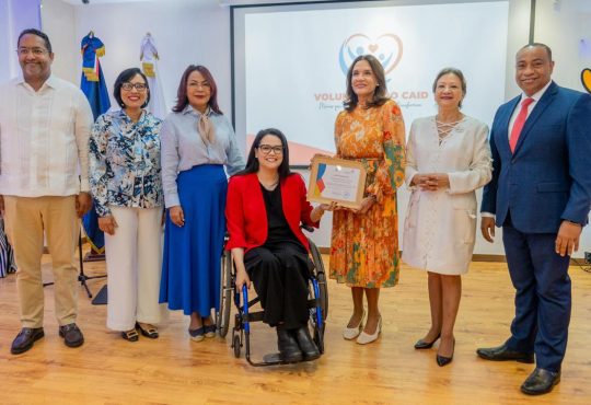 CAID lanza programa de voluntariado para fortalecer la inclusión y acompañamiento a las familias CAID lanza programa de voluntariado para fortalecer la inclusión y acompañamiento a las familias