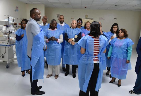 Comisión de Salud de la Cámara de Diputados fiscaliza Maternidad La Altagracia tras 17 muertes neonatales