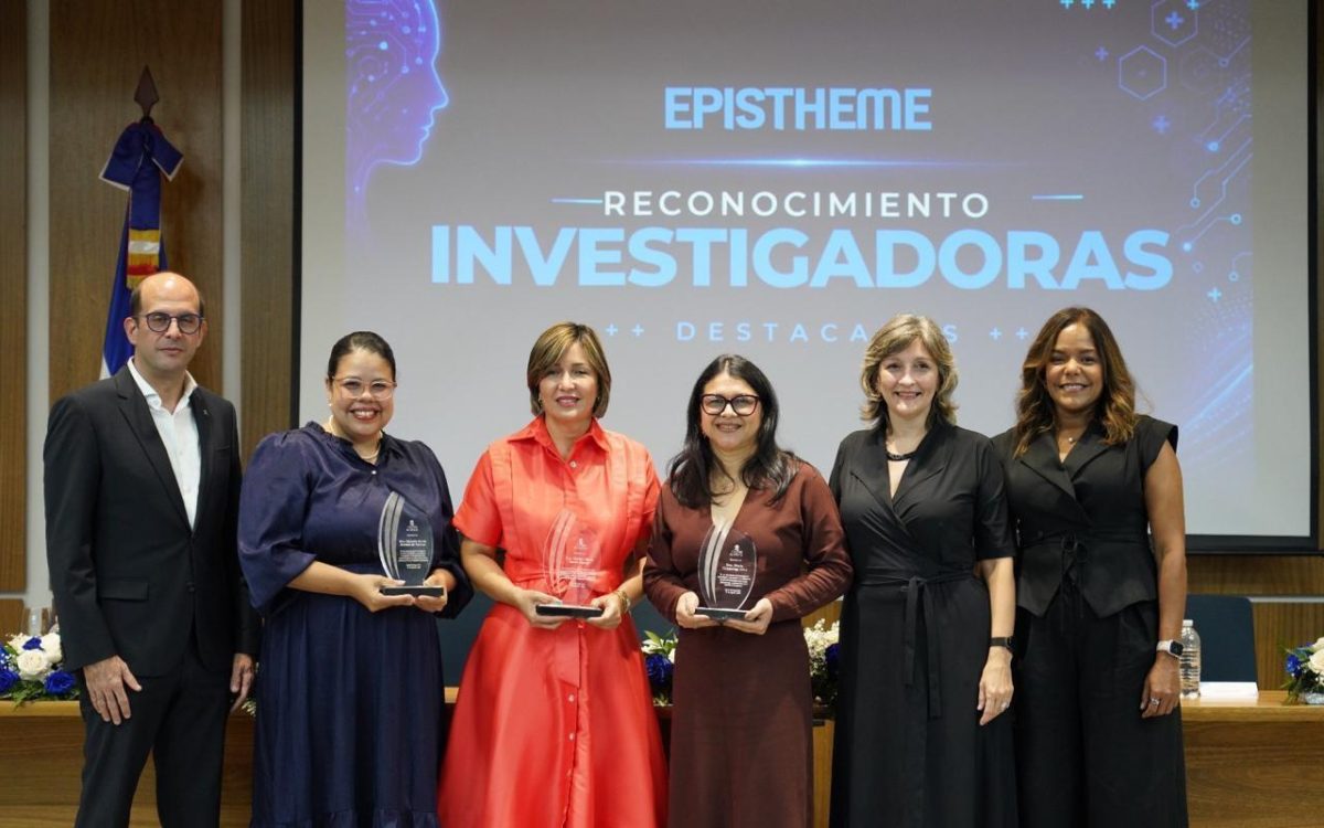 Fundación Two Oceans y PUCMM reconocen trayectoria y aportes de cuatro investigadoras