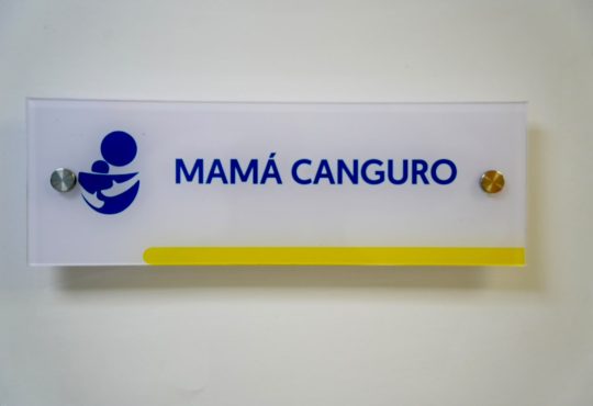 SNS y UNICEF fortalecen Programa Mamá Canguro con donación de equipos médicos valorada en más de RD$5.4 millones SNS y UNICEF fortalecen Programa Mamá Canguro con donación de equipos médicos valorada en más de RD$5.4 millones