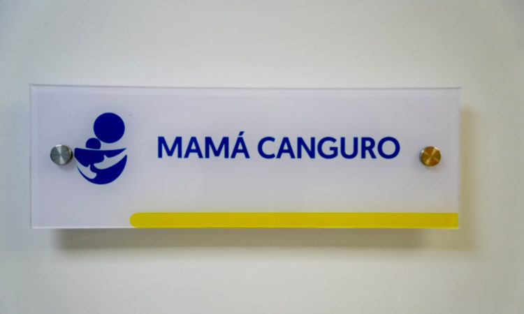SNS y UNICEF fortalecen Programa Mamá Canguro con donación de equipos médicos valorada en más de RD$5.4 millones SNS y UNICEF fortalecen Programa Mamá Canguro con donación de equipos médicos valorada en más de RD$5.4 millones