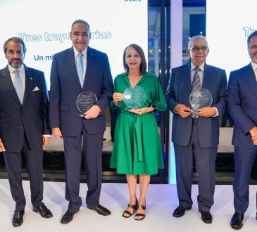 ARS Primera reúne a actores del sector salud en encuentro sobre evolución, experiencia e innovación