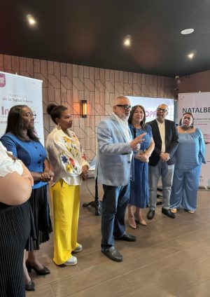 SDOG Filial Sur y Laboratorios Mallén reúnen a especialistas en jornada científica en Baní