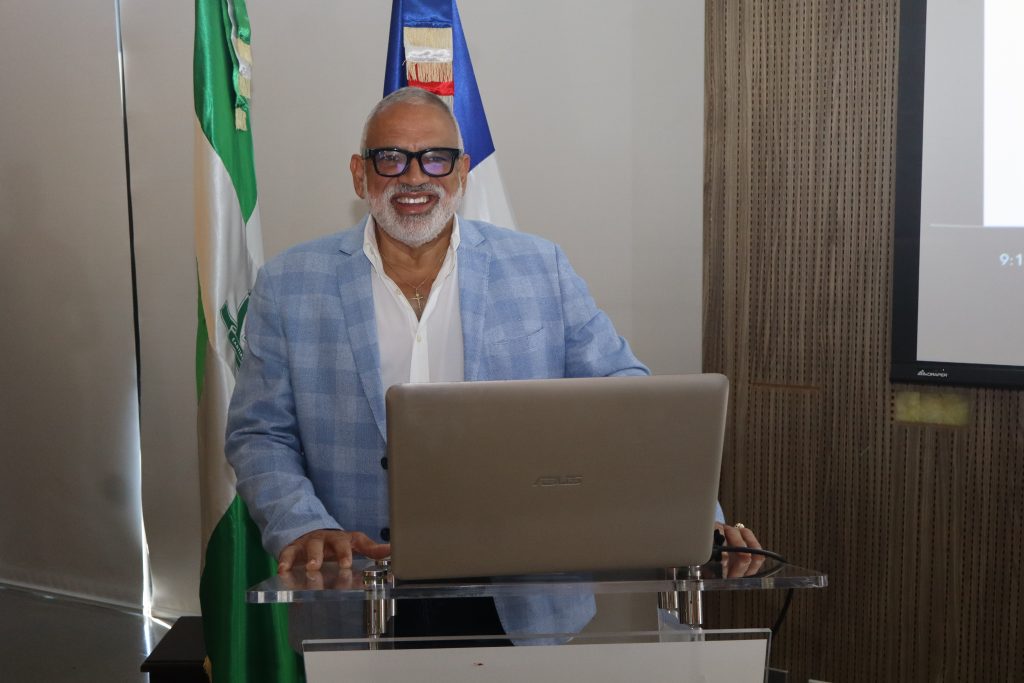 SDOG celebra con éxito la quinta edición del Ateneo Nacional para Residentes de Obstetricia y Ginecología en Santiago SDOG celebra con éxito la quinta edición del Ateneo Nacional para Residentes de Obstetricia y Ginecología en Santiago