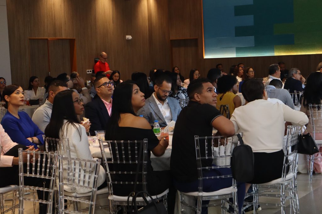 SDOG celebra con éxito la quinta edición del Ateneo Nacional para Residentes de Obstetricia y Ginecología en Santiago SDOG celebra con éxito la quinta edición del Ateneo Nacional para Residentes de Obstetricia y Ginecología en Santiago