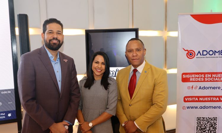 Iberofármacos celebra exitoso Stand Alone de Ginecología con destacados expertos y apoyo al Congreso de ADOMERE