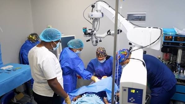 El INABIE realiza cirugías visuales especializadas a nueve estudiantes El INABIE realiza cirugías visuales especializadas a nueve estudiantes