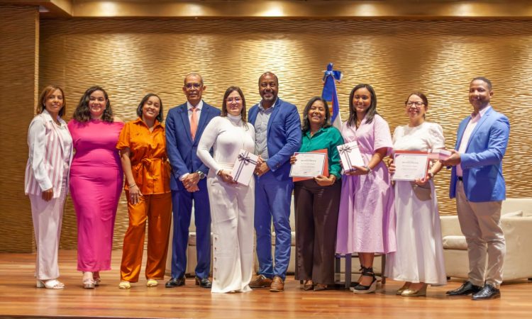 Hospital Maternidad Nuestra Señora de la Altagracia realiza el III simposio de Cáncer de Mama