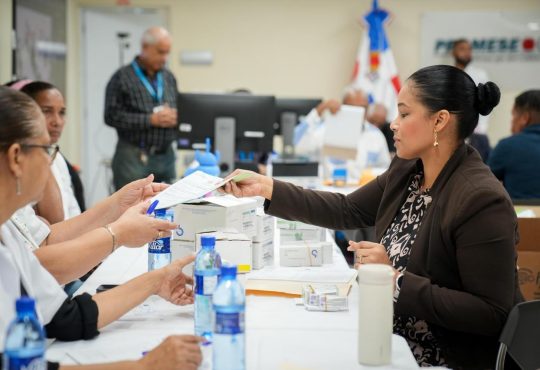 PROMESE/CAL pone en marcha licitación pública nacional para adquisición de medicamentos e insumos por RD$1,251 millones