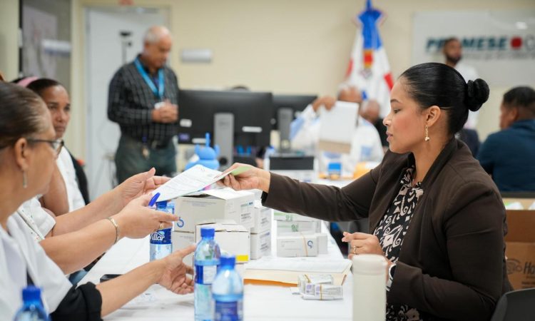 PROMESE/CAL pone en marcha licitación pública nacional para adquisición de medicamentos e insumos por RD$1,251 millones PROMESE/CAL pone en marcha licitación pública nacional para adquisición de medicamentos e insumos por RD$1,251 millones