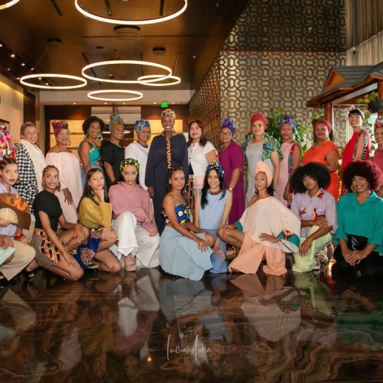 “Ponle Color” une moda, solidaridad y esperanza a beneficio de Fundación Pañoleta