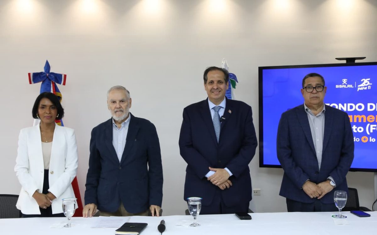 Aseguran acceso a medicamentos de hasta RD$16 millones para enfermedades de alto costo con el FOMAC