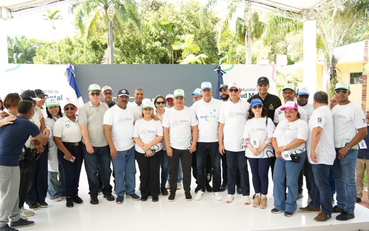 SNS realiza primera caminata por la salud mental y destaca aumento de camas para atención especializada
