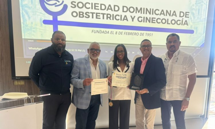 SDOG celebra con éxito la quinta edición del Ateneo Nacional para Residentes de Obstetricia y Ginecología en Santiago