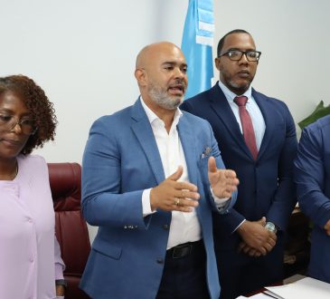 Hospital Darío Contreras anuncia restablecimiento del servicio de tomografía y adquisición de nuevo equipo de 128 cortes