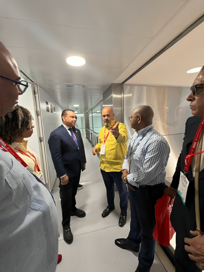 Director ejecutivo del SNS impulsa cooperación internacional para formación especializada en trauma