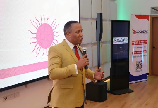 Iberofármacos celebra exitoso Stand Alone de Ginecología con destacados expertos y apoyo al Congreso de ADOMERE